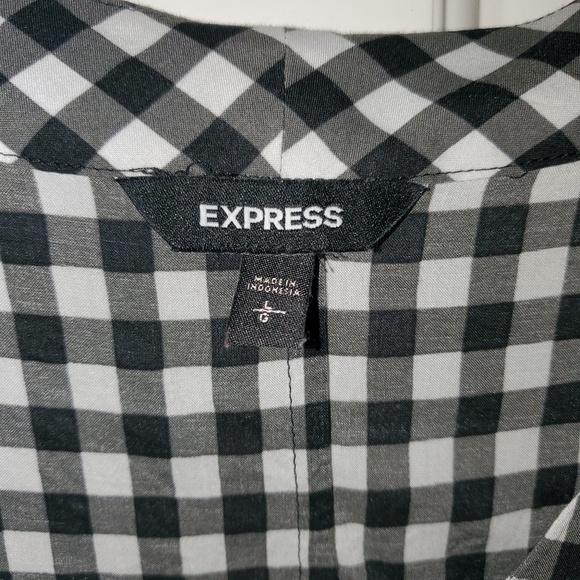 Express gingham top - Picture 3 of 5